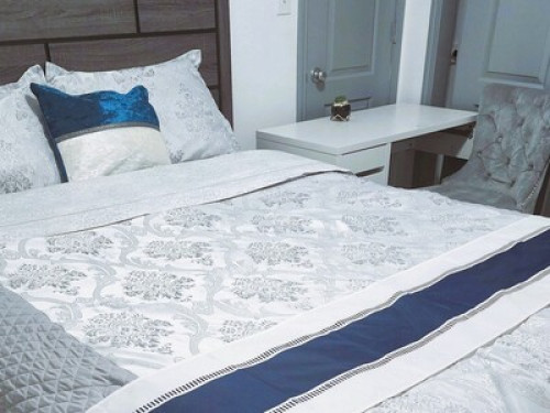 Tranquility Home - Gallery - 7