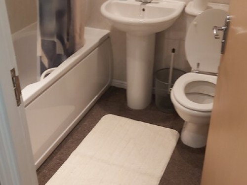 Room for Rent - Gallery - 15