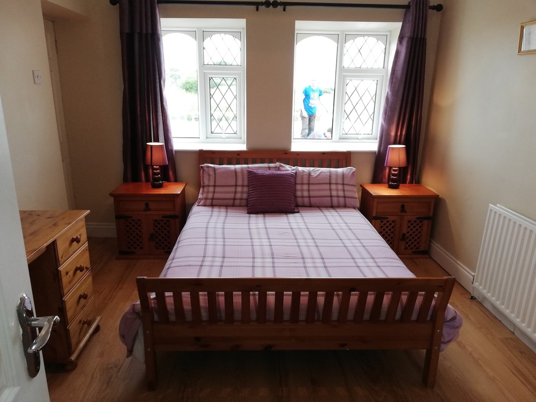  Double Room(Full Room)  -  Warm friendly family home  - Gallery -  1