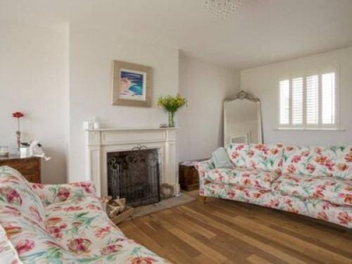 share-our-home-in-the-country-glasgow-123811133120240923051453AM