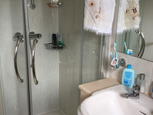 nice-cosy-house-home-from-home-edinburgh-140870617020240923051748AM
