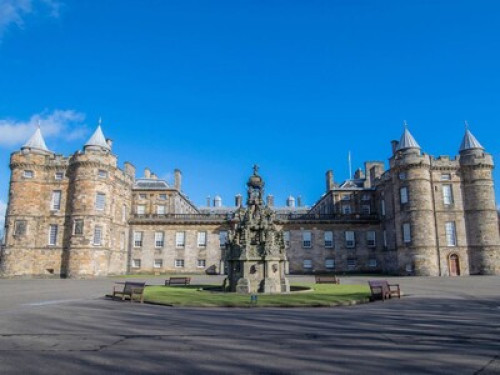 nice-cosy-house-home-from-home-edinburgh-47527604620240923051825AM