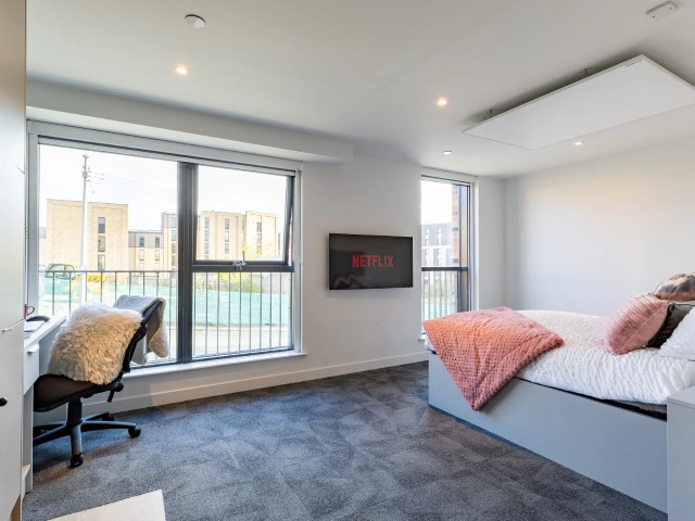  Diamond Studio  -  Glasgow West End  - Gallery -  2