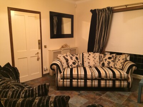 the-knowe-auchincruive-estate-glasgow-172567679120240924045845AM