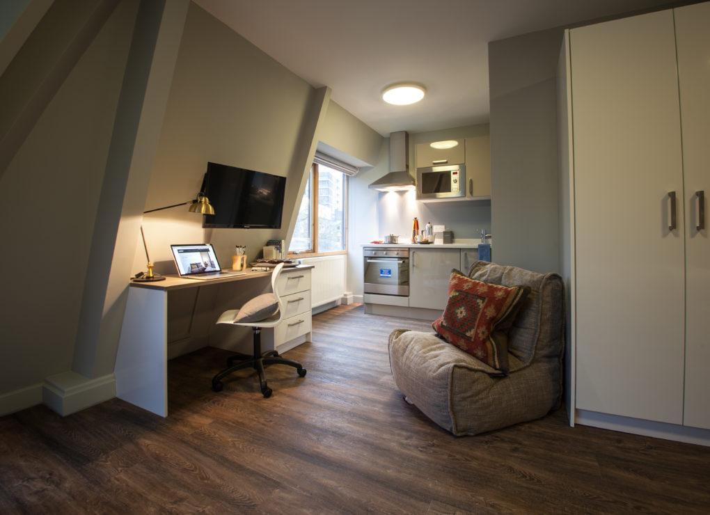  Platinum Studio  -  Halsmere Studios  - Gallery -  3