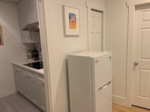 Private Mount Pleasant Suite
