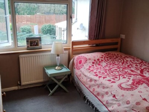 Good location for Redhill & London