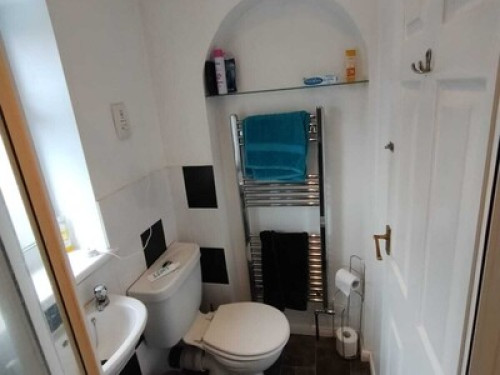 Good location for Redhill & London - Gallery - 7