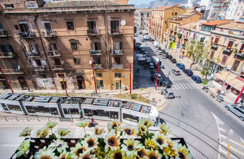 Bilocale con balcone Via Balsamo, Palermo