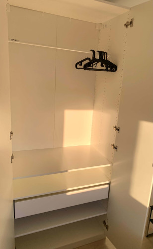 Room in Calle de La Alcarria, Leganés for 80 m² with 4 bedrooms