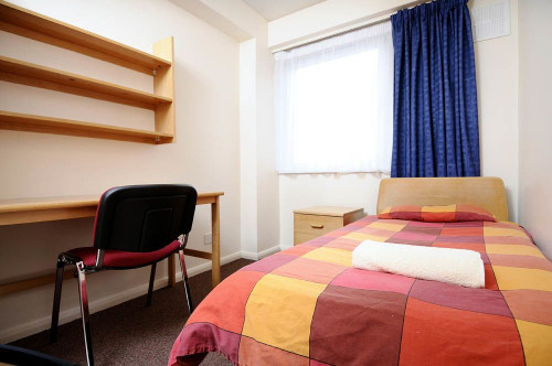 Earls Court Road W.8, London  - Gallery -  2