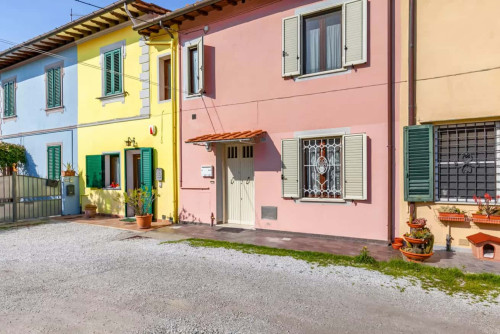 Pisa Airport Comfy Apartment - Private Parking - Gallery - 14