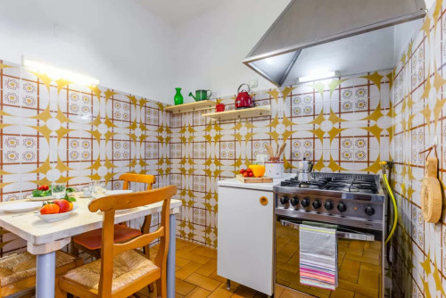Pisa Airport Comfy Apartment - Private Parking - Gallery - 8