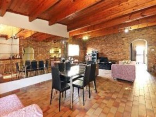 ROOM IN HOUSE