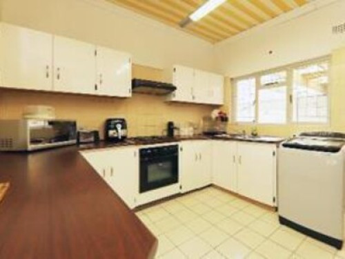 ROOM IN HOUSE