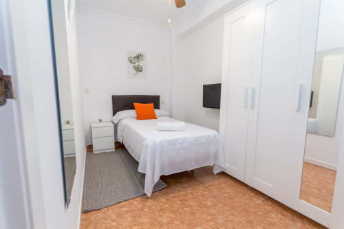 296-1 Pasaje Pezuela Habitación 1