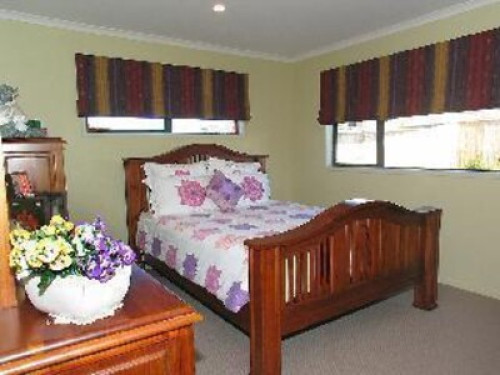 Real Porirua family love travel