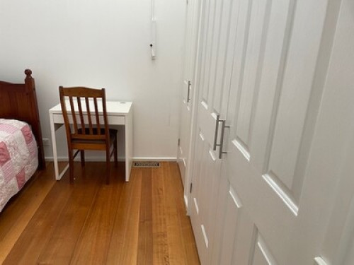 King single bedroom, friendly dog