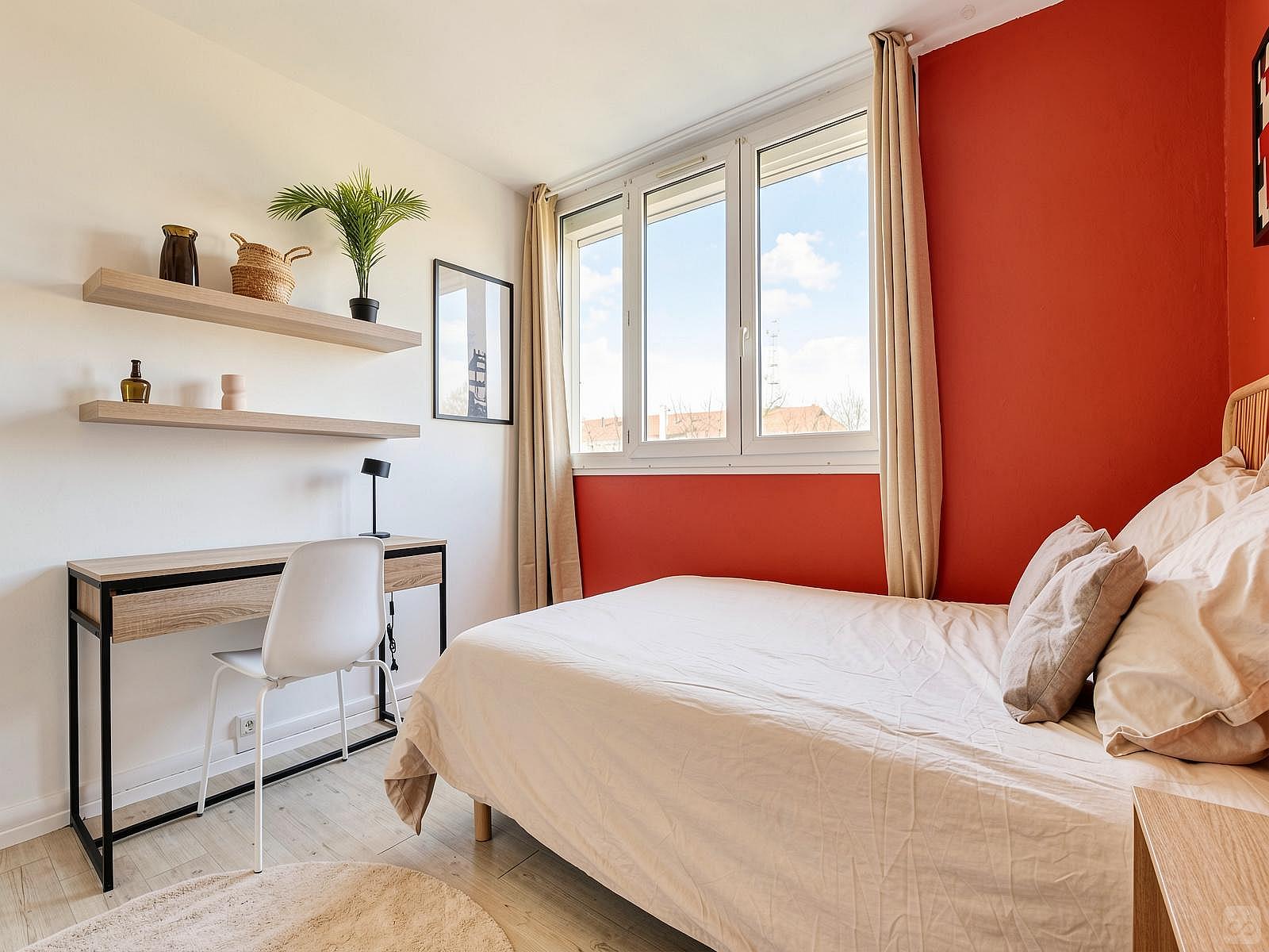 Minimalist 10 M² Room - 19