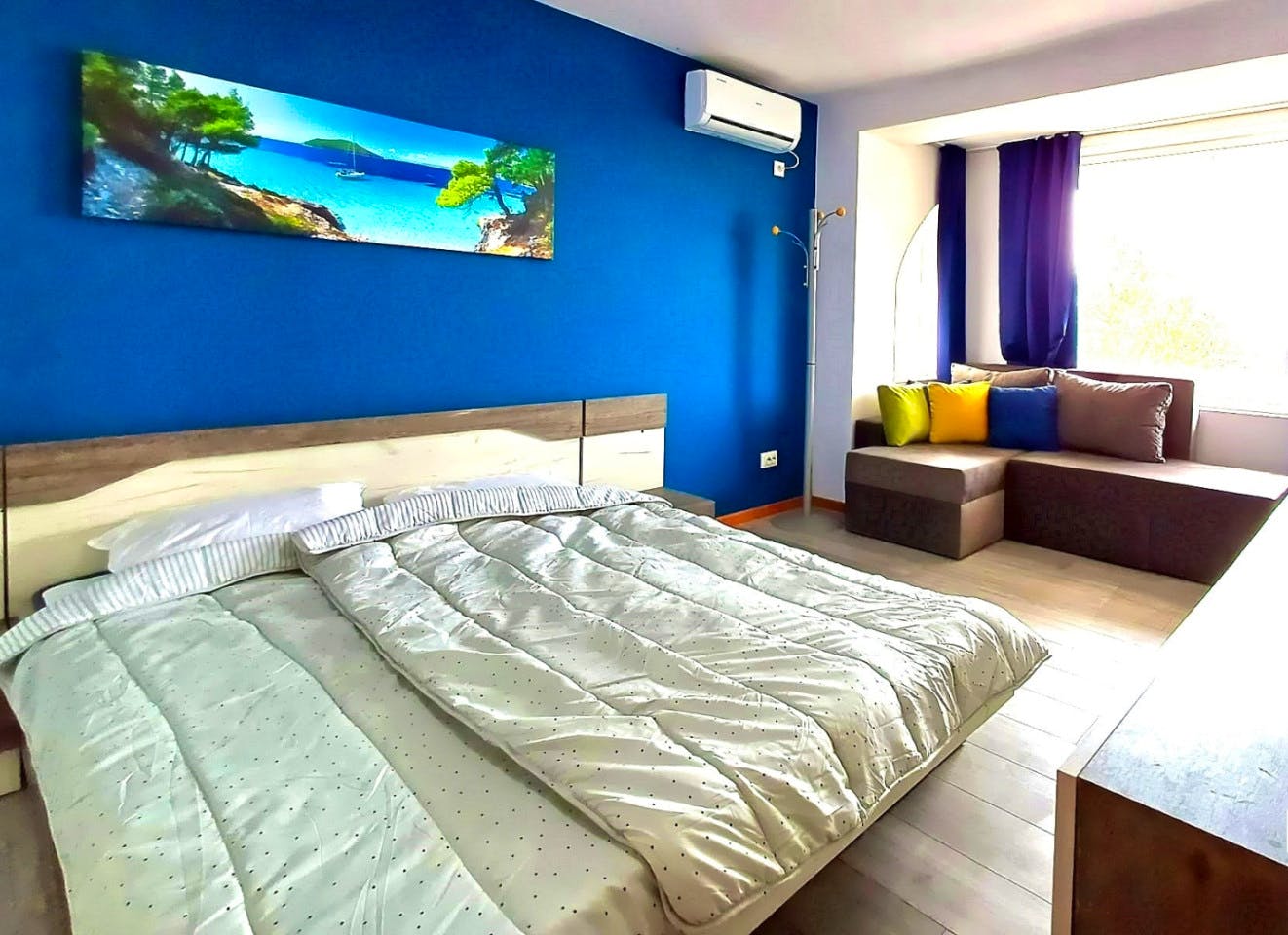 Room 1 - A modern vibrant residence at the very heart of the coastal town of Balchik House - Gallery - 2
