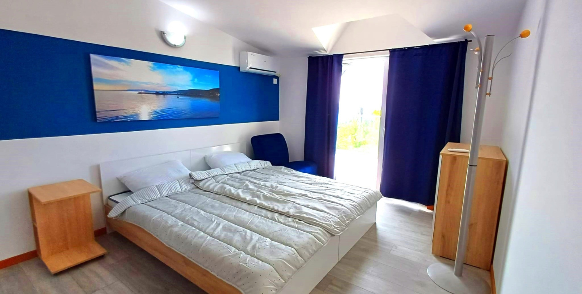 Room 4 - A modern vibrant residence at the very heart of the coastal town of Balchik House - Gallery - 19