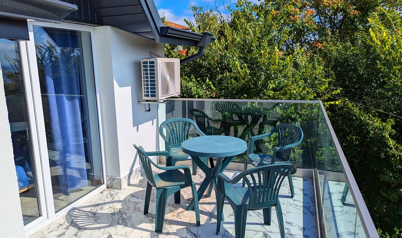 Room 4 - A modern vibrant residence at the very heart of the coastal town of Balchik House - Gallery - 36