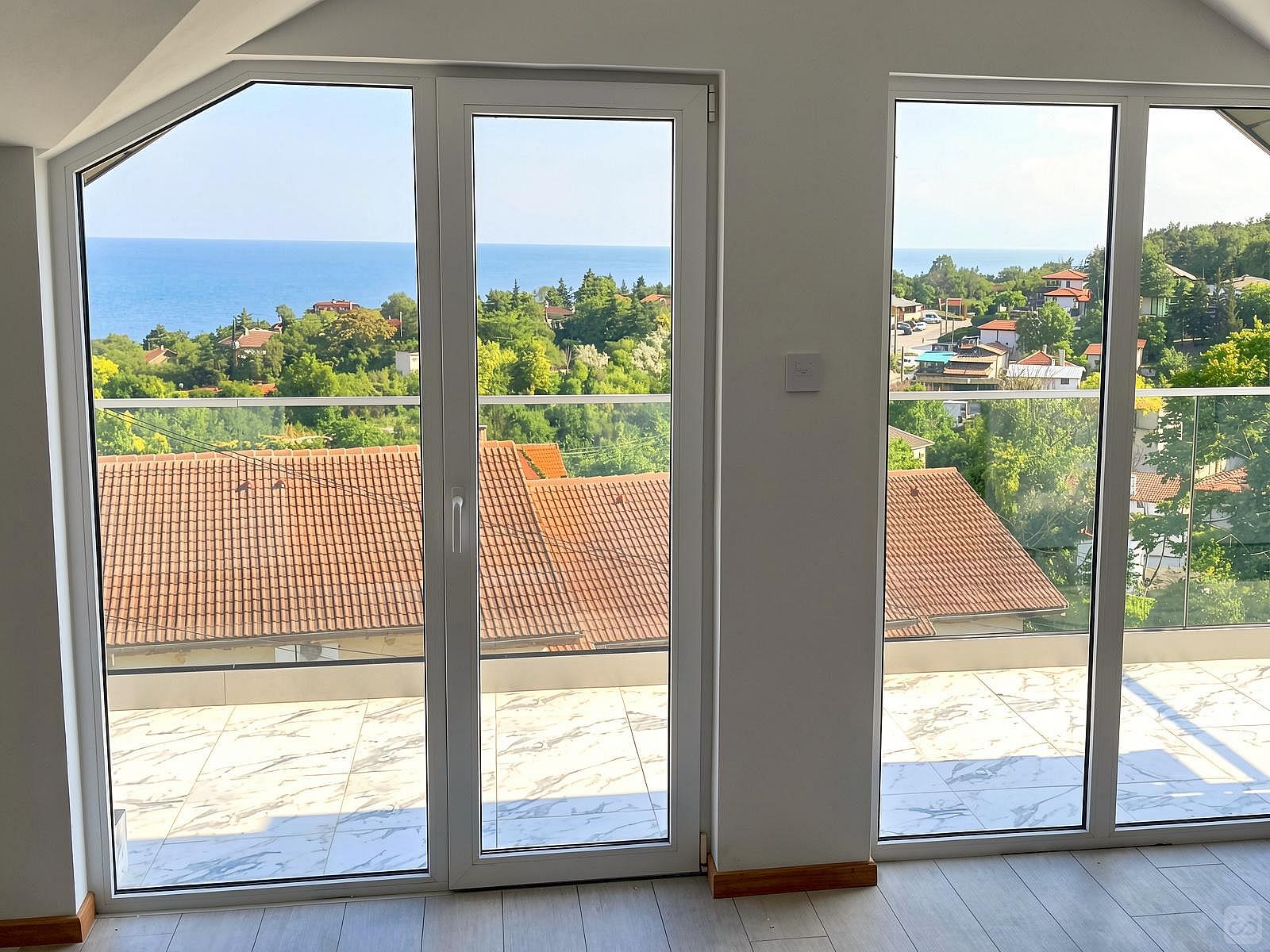 Room 4 - A modern vibrant residence at the very heart of the coastal town of Balchik House - Gallery - 43