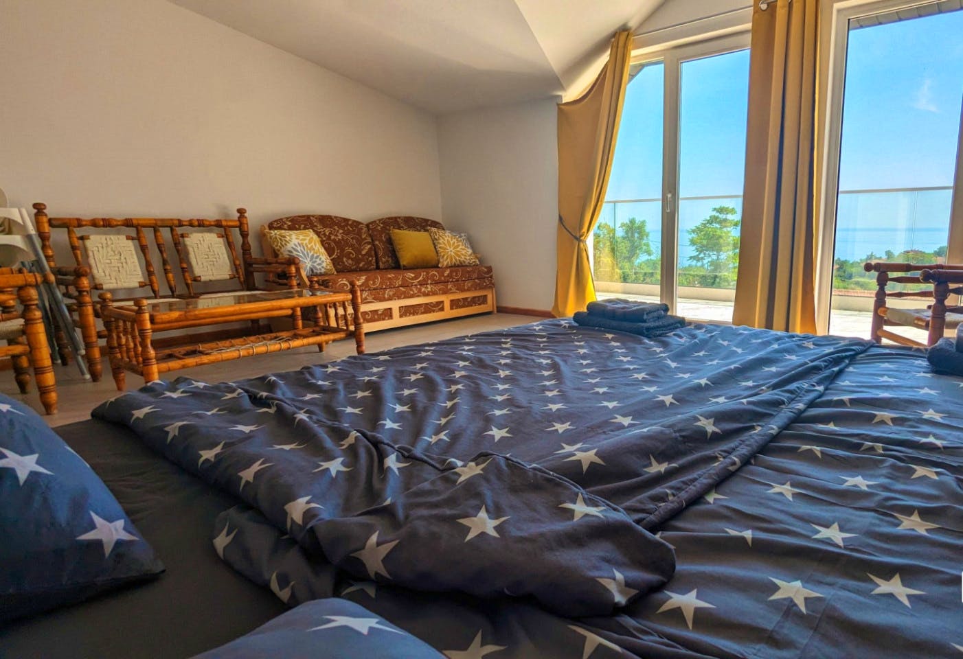 Room 5 Suite - A modern vibrant residence at the very heart of the coastal town of Balchik House - Gallery - 14