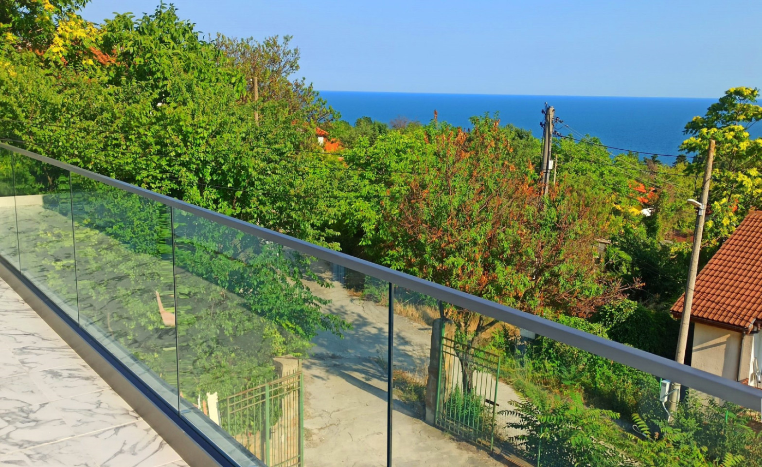 Room 5 Suite - A modern vibrant residence at the very heart of the coastal town of Balchik House - Gallery - 35