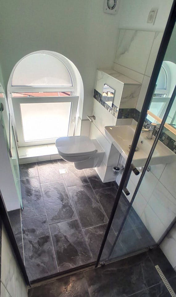 Room 5 Suite - A modern vibrant residence at the very heart of the coastal town of Balchik House - Gallery - 18