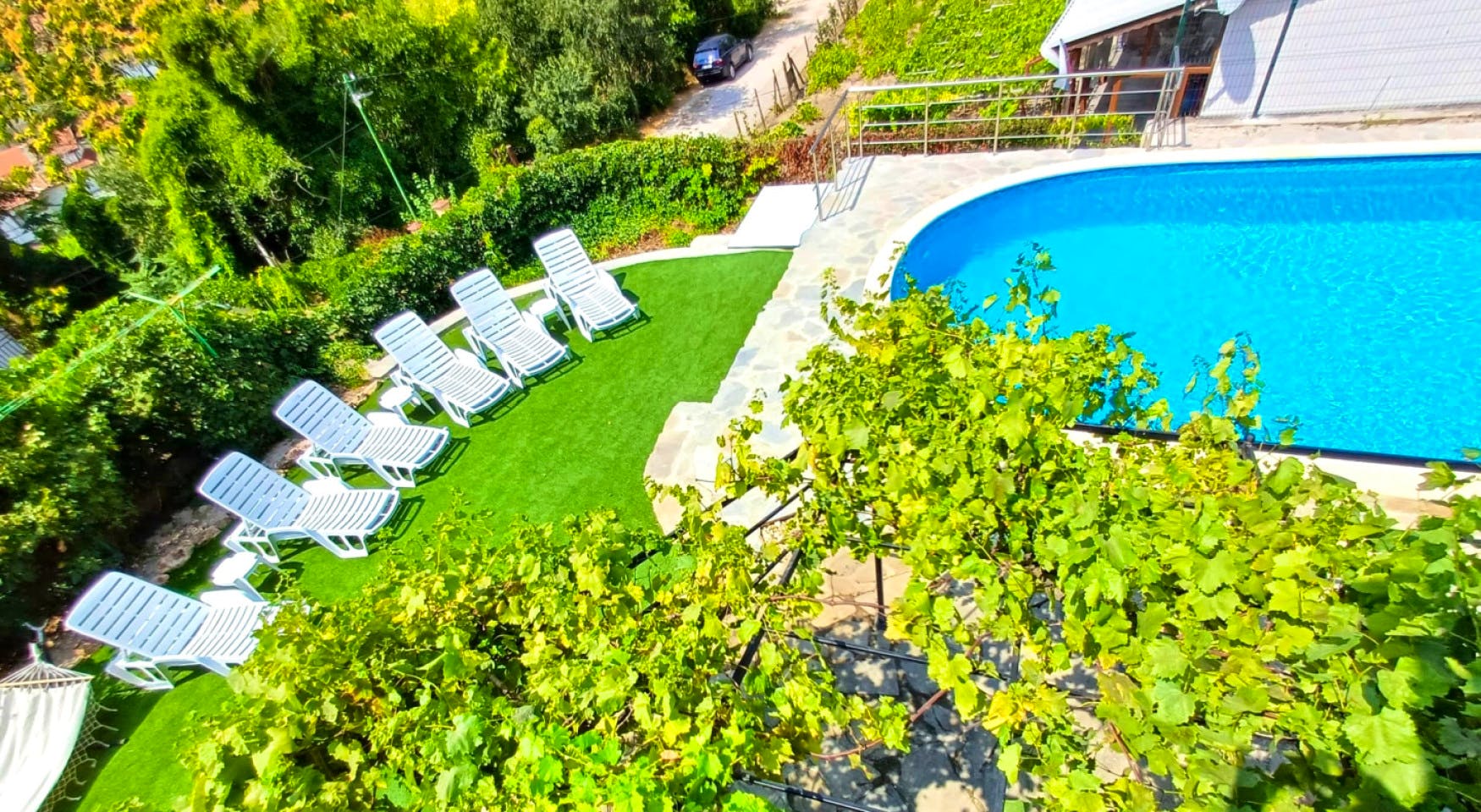 Bed In A 2-Bed Mixed Gender Room - A modern vibrant residence at the very heart of the coastal town of Balchik House - Gallery - 23