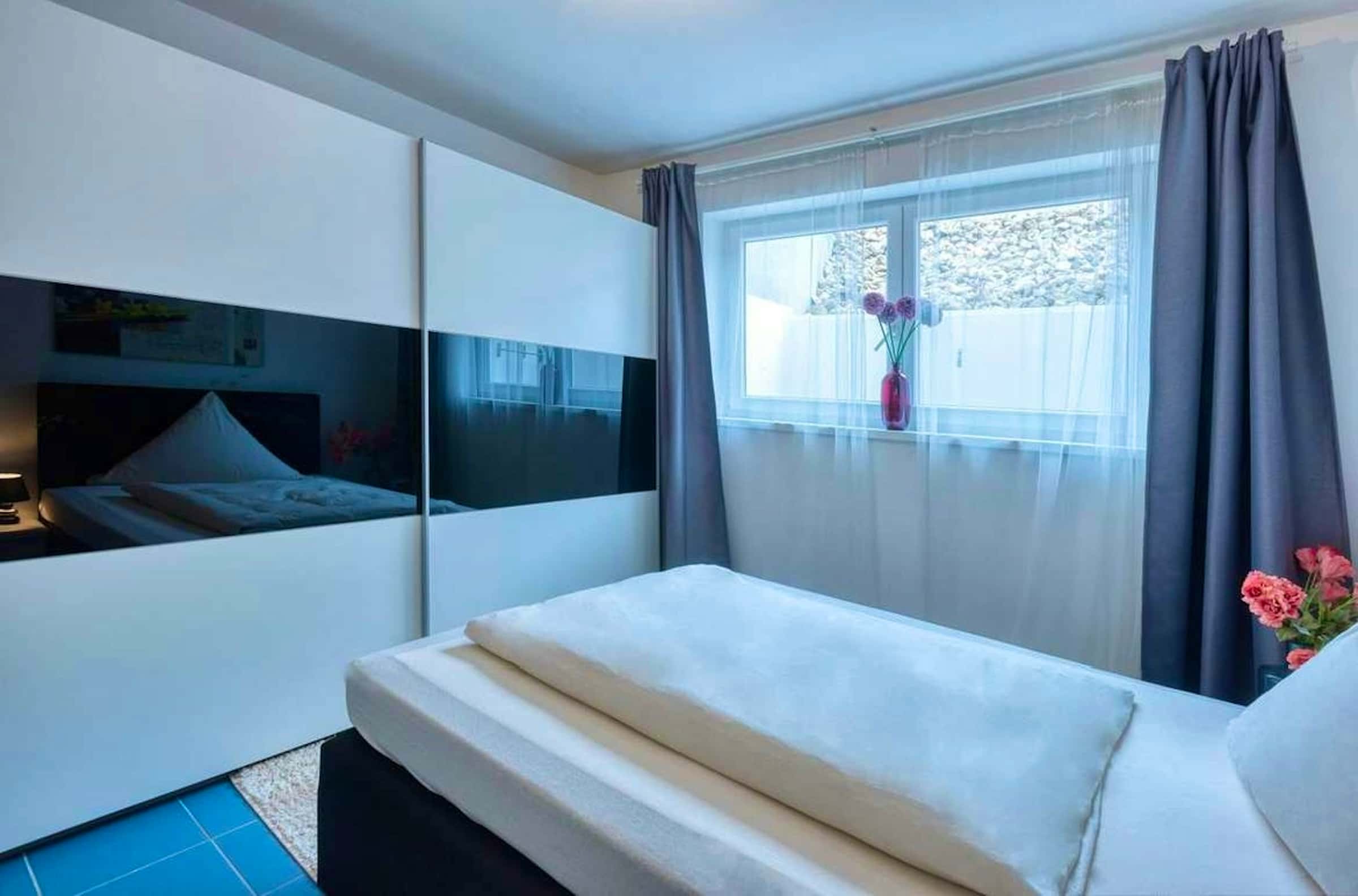  Alpenveilchenstraße  -  Alpenveilchenstraße  - Gallery -  1