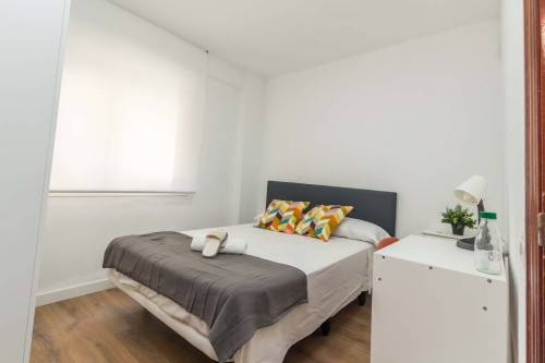 261-4 Calle Lozano de Torres 9, Habitación 4