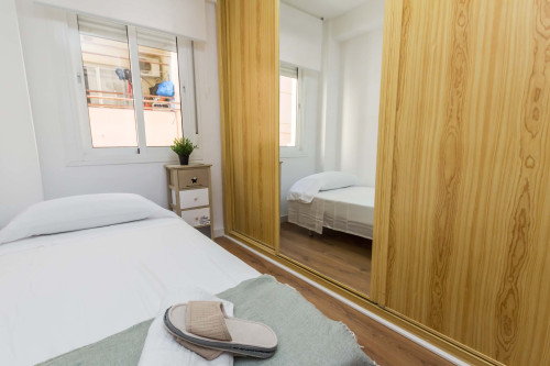 261-3 Calle Lozano de Torres 9, Habitación 3