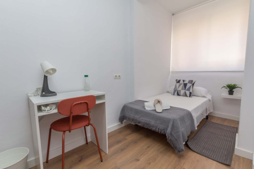 261-2 Calle Lozano de Torres 9, Habitación 2