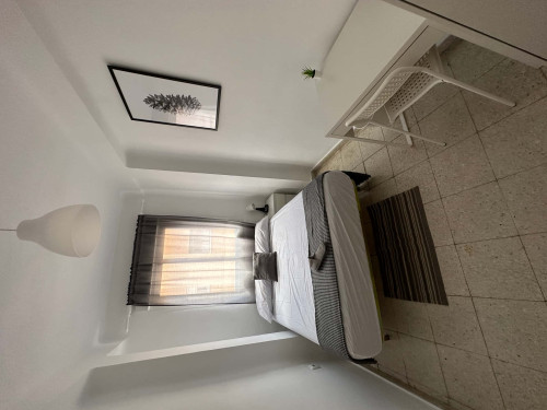 107-4 Calle Barcenillas Habitación 4