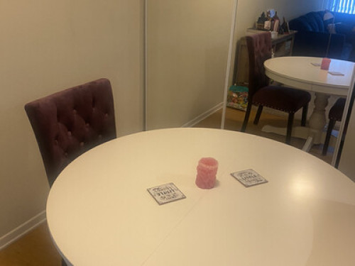 Cozy Room in Downtown Burbank!