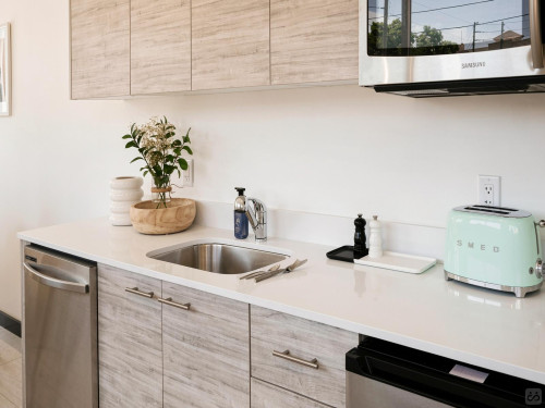 SouthWest 7th Home - Gallery - 26