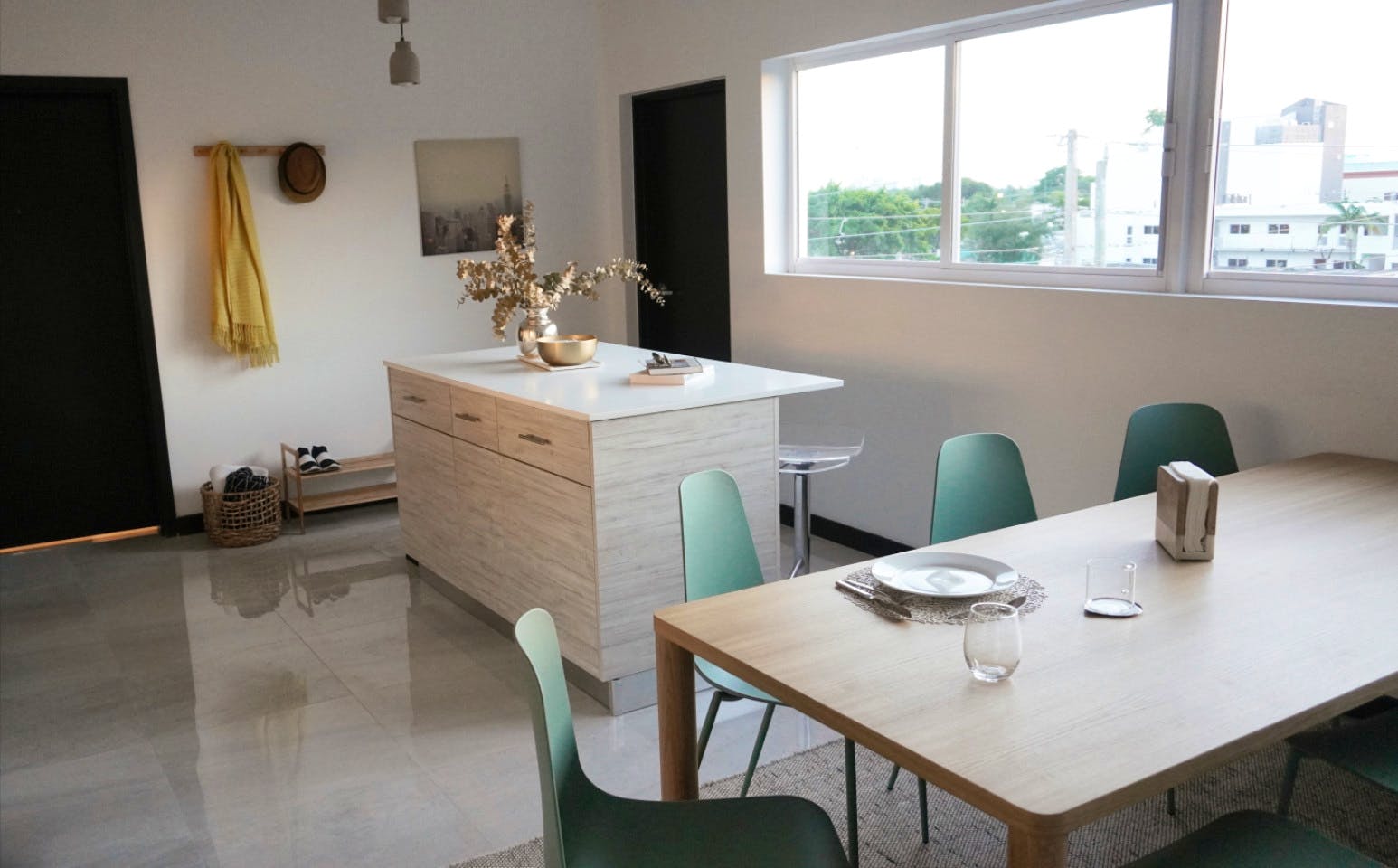  Private Furnished Room In Shared Apartment  -  Stunning Bright Apt. w/ Amazing View nearby Calle Ocho Plaza Shopping Mall Apartment  - Gallery -  5