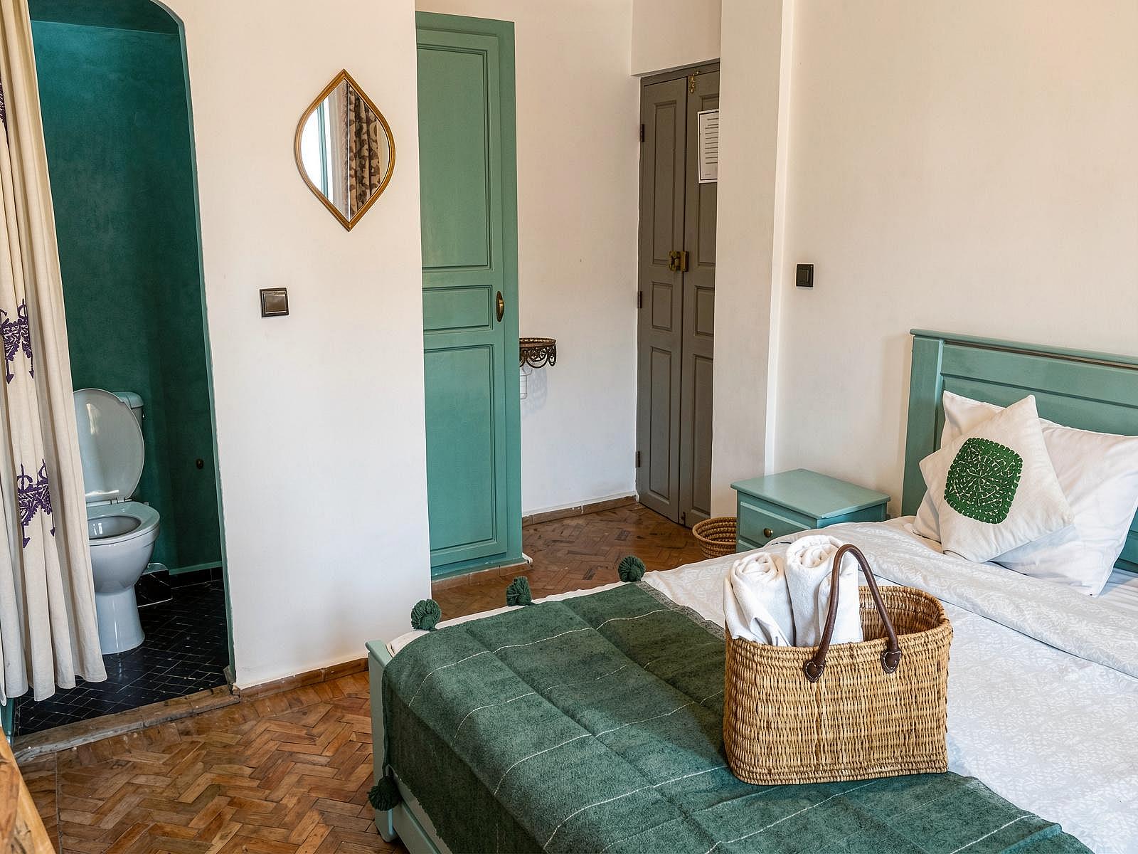 Private Room - 1