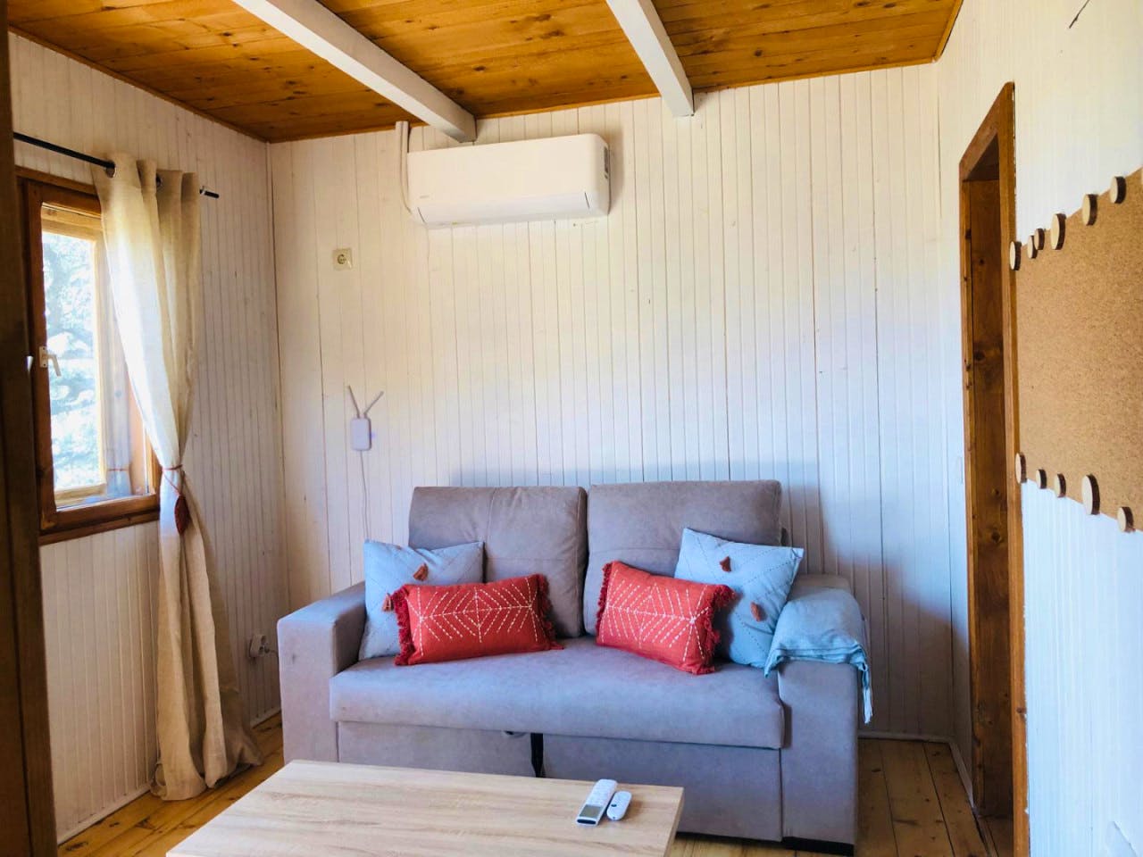  Cabin With 1 Queen Bed  -  Nuño Gómez Residence  - Gallery -  10