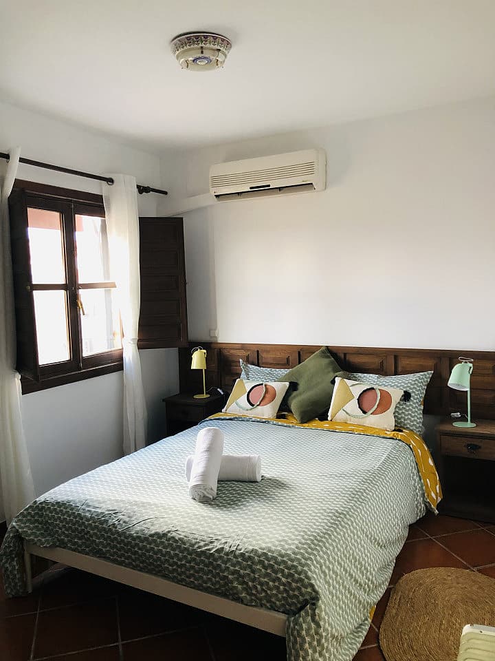 Molino Queen Bed Room  -  Nuño Gómez Residence  - Gallery -  43