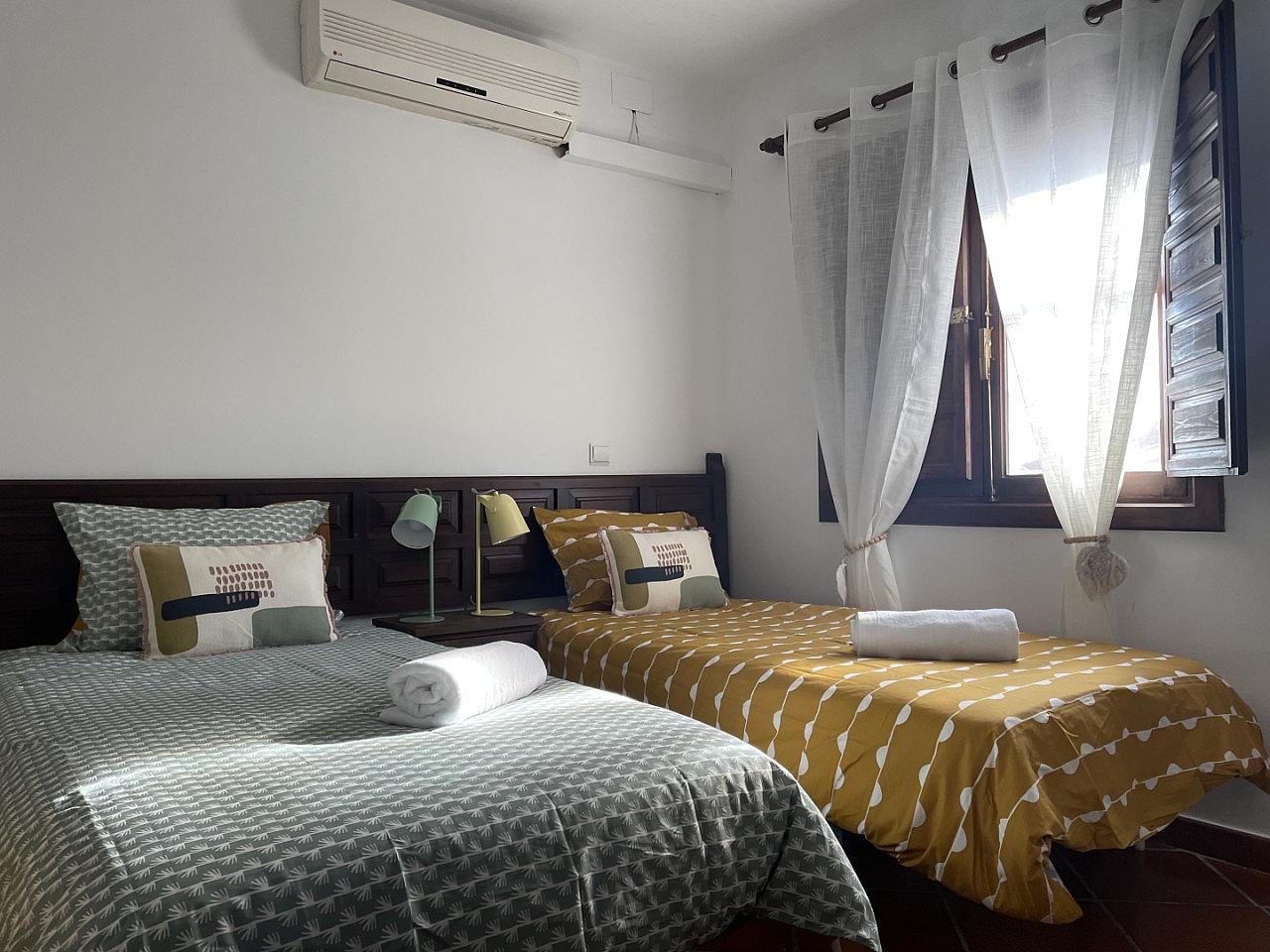  Molino Two Bed Room  -  Nuño Gómez Residence  - Gallery -  29