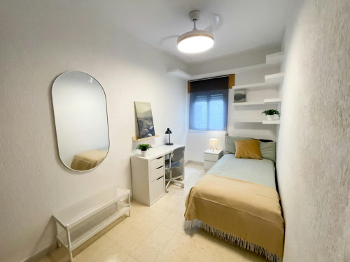 Calle Fortaleza, Sevilla - Gallery - 10