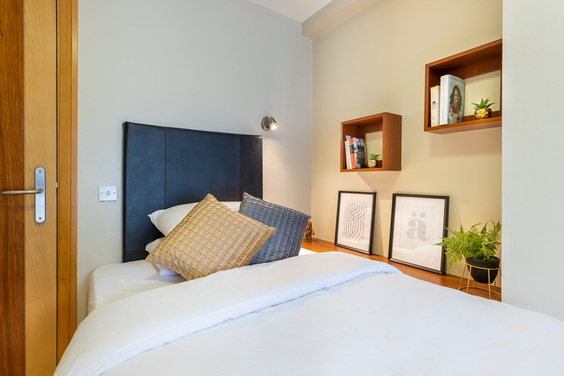  Twin Room With Shared Bathroom  -  Cúirt na Coiribe  - Gallery -  1