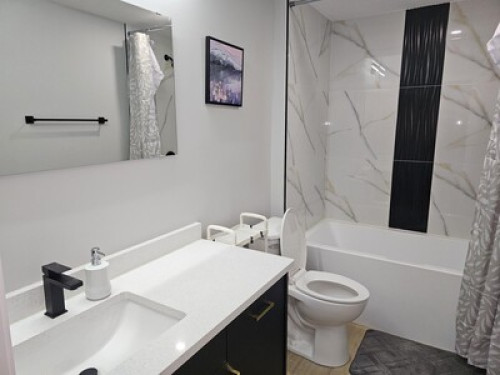 Three spacious bedrooms 