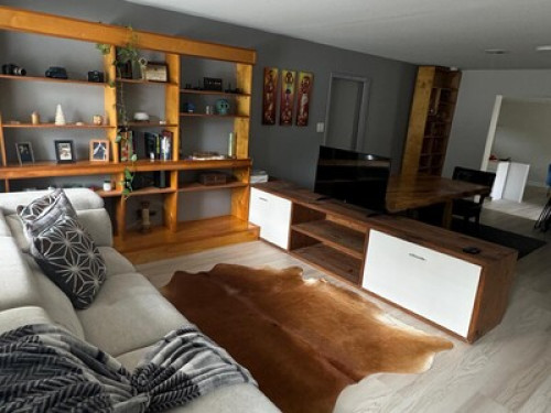 Beautiful Room in Welcoming Home