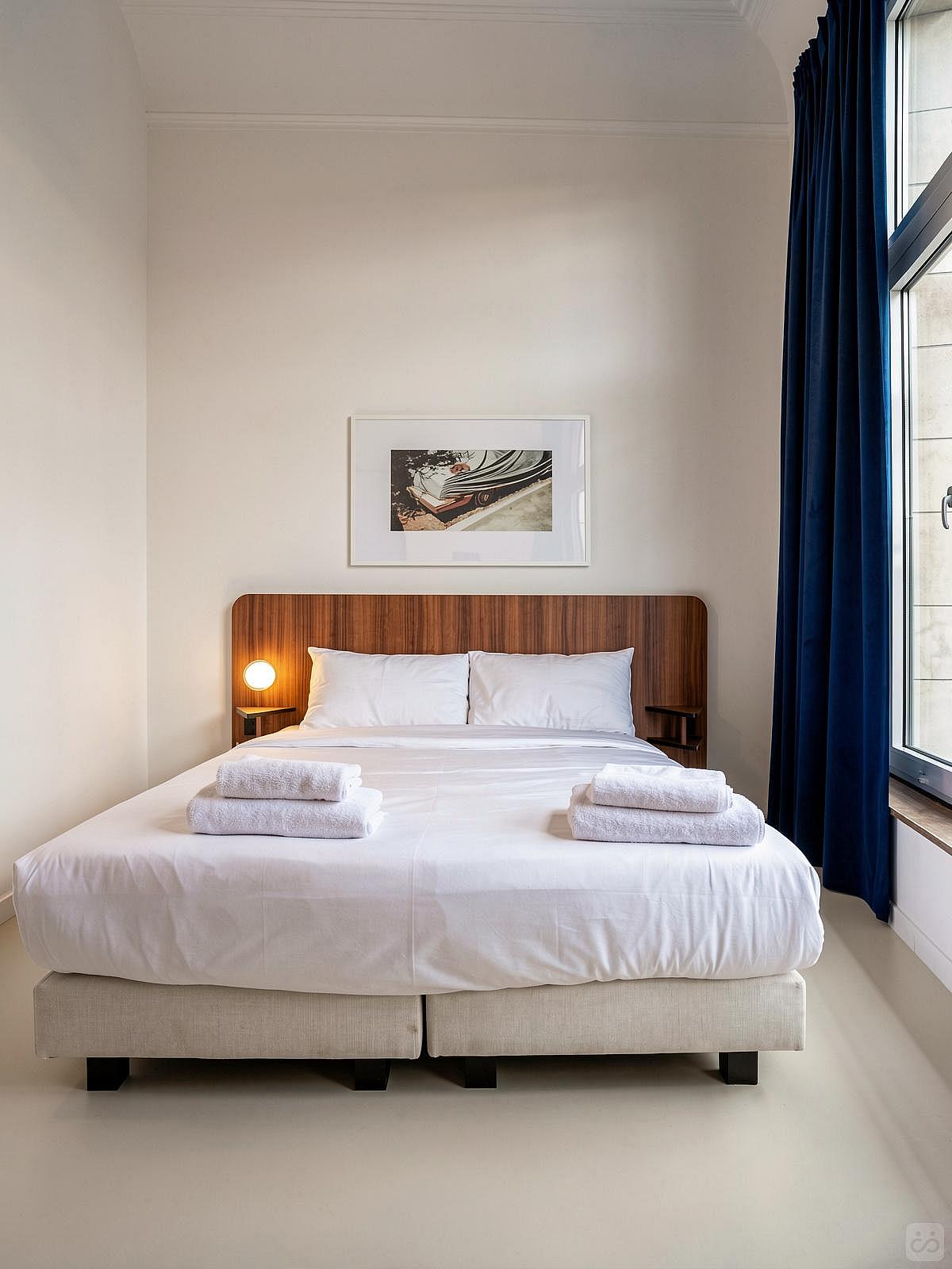  Standard Room  -  A Stunning Neo-Renaissance design residence near Antwerp Central Station  - Gallery -  78