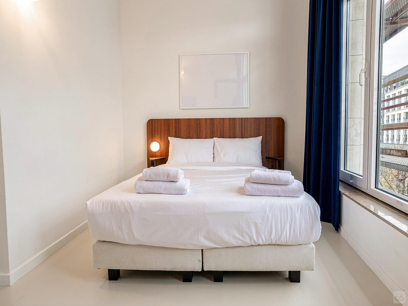  Standard Room  -  A Stunning Neo-Renaissance design residence near Antwerp Central Station  - Gallery -  76