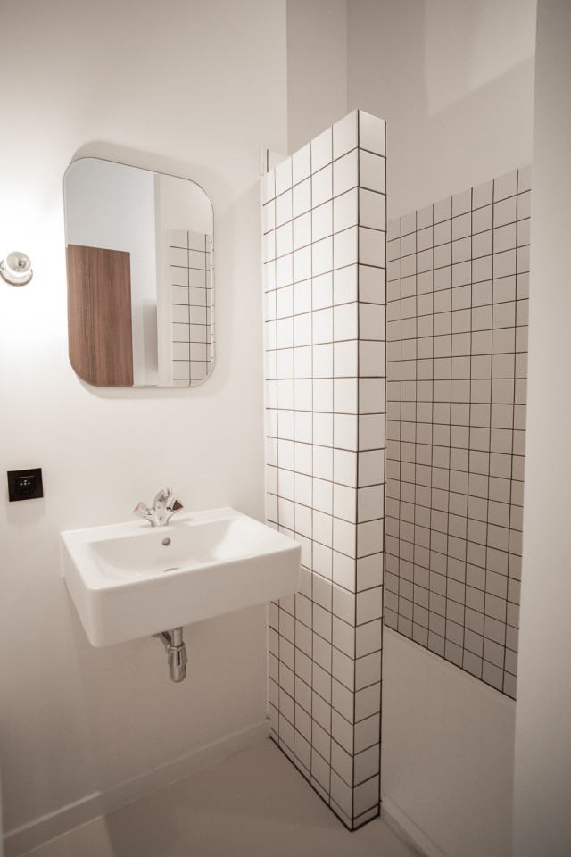  Standard Room  -  A Stunning Neo-Renaissance design residence near Antwerp Central Station  - Gallery -  39